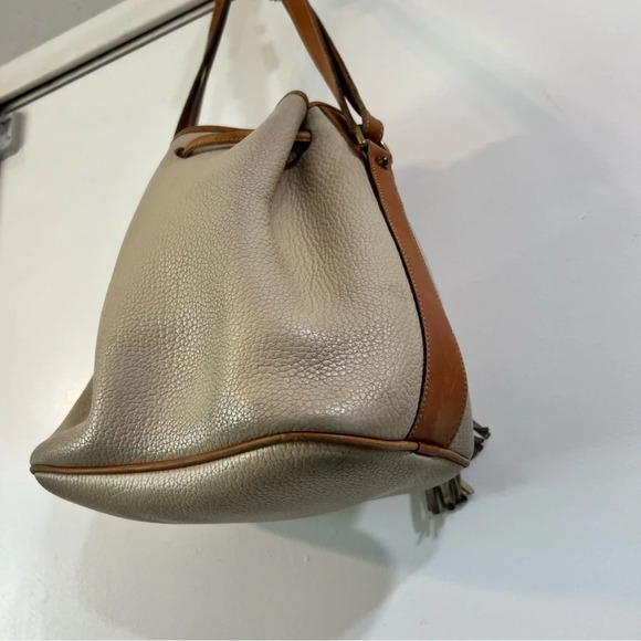 Dooney & Bourke Vintage Bucket Drawstring Hobo Shoulder Bag All Leather Logo - Picture 4 of 16